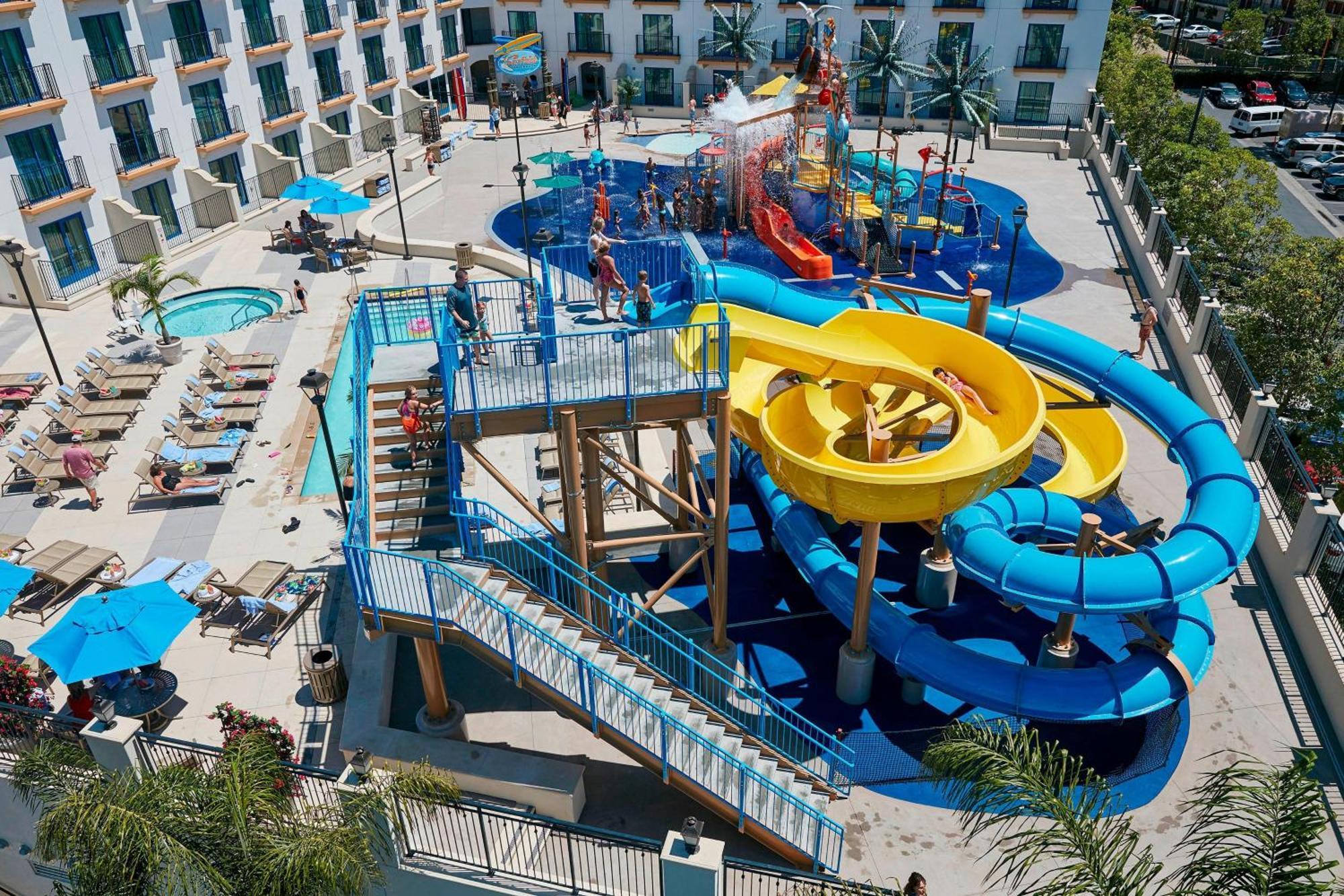 Courtyard Anaheim Theme Park Entrance Hotel Екстериор снимка