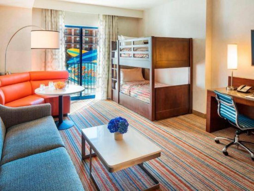 Courtyard Anaheim Theme Park Entrance Hotel Екстериор снимка